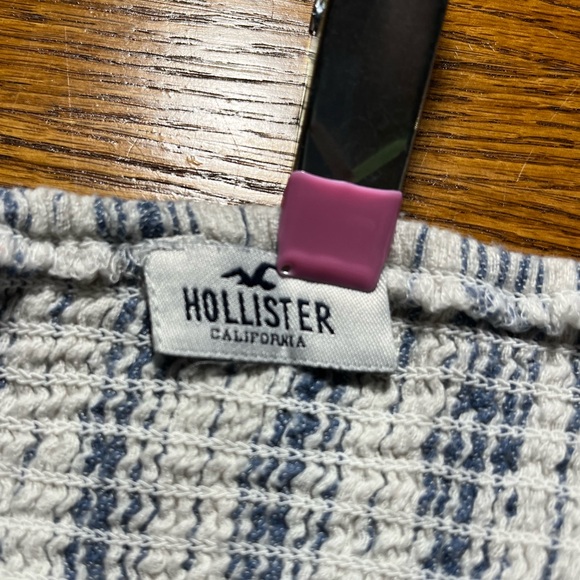 Hollister Tank Top - Adjustable Straps - Picture 4 of 6